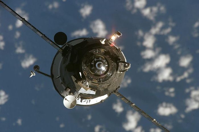 The Progress 59 has re-entered the atmosphere over the Pacific and burned up, ending it's out of control spin through space The Progress 59 has re-entered the atmosphere over the Pacific and burned up, ending it's out of control spin through space